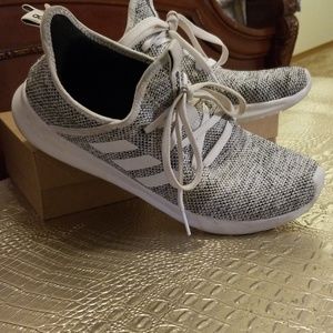 Adidas cloudfoam Pure